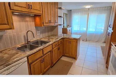 12123 Red Oak Court S, Burnsville, MN 55337 - Photo 8