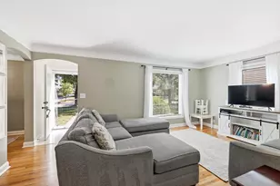 3116 Hampshire Ave S, Saint Louis Park, MN 55426 - Photo 4