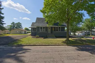251 Winsted Ave W, Winsted, MN 55395 - Photo 38