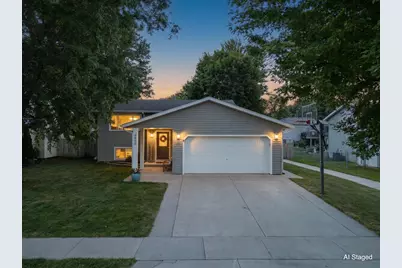 2000 23 1/2 Street SE, Rochester, MN 55904 - Photo 2