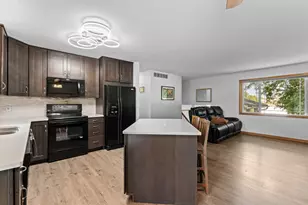 2000 23 1/2 Street SE, Rochester, MN 55904 - Photo 12