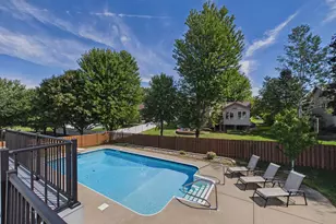 8013 Greenbriar Ct, Woodbury, MN 55125 - Photo 32