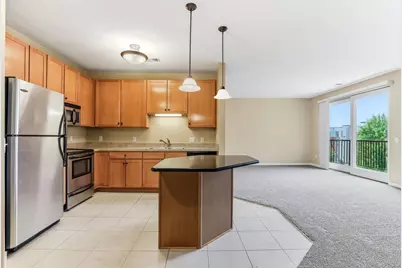 1070 Grandview Court NE #411, Columbia Heights, MN 55421 - Photo 6