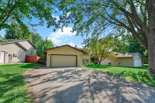 4233 Braddock Trail, Eagan, MN 55123 - Photo 24