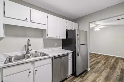 7600 157th Street W #205, Apple Valley, MN 55124 - Photo 10
