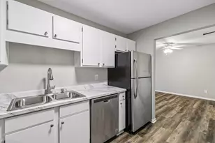 7600 157th St W, Apple Valley, MN 55124 - Photo 10