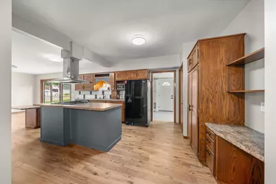 907 Willow Street S, Faribault, MN 55021 - Photo 14