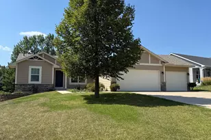 510 Spring Wheat Dr, Dundas, MN 55019 - Photo 1