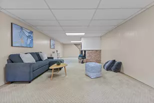 8106 Vincent Ave S, Bloomington, MN 55431 - Photo 20