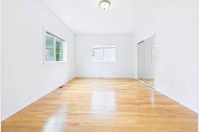 983 Cook Avenue E, Saint Paul, MN 55106 - Photo 16