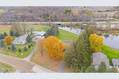 425 W Franklin Street, Morristown, MN 55052 - Photo 14