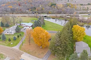 425 W Franklin St, Morristown, MN 55052 - Photo 14