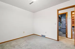 425 W Franklin St, Morristown, MN 55052 - Photo 46