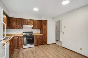 3053 Pine Ridge Dr, Eagan, MN 55121 - Photo 8