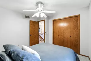 4690 Parkridge Dr, Eagan, MN 55123 - Photo 20