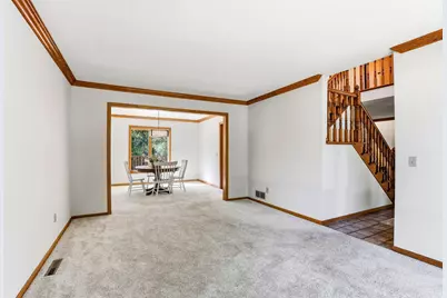 4690 Parkridge Drive, Eagan, MN 55123 - Photo 4