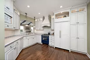 130 Lakeview Rd E, Chanhassen, MN 55317 - Photo 14