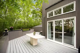 2925 Minnehaha Curve, Minnetonka, MN 55391 - Photo 4