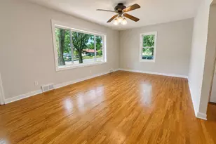 206 8th St SE, Long Prairie, MN 56347 - Photo 6