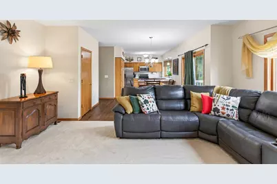 9024 Douglas Drive, Eden Prairie, MN 55347 - Photo 10