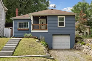 2953 Ewing Ave N, Robbinsdale, MN 55422 - Photo 2
