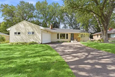 2209 Midlothian Road, Roseville, MN 55113 - Photo 2