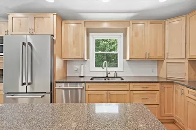 2209 Midlothian Road, Roseville, MN 55113 - Photo 10