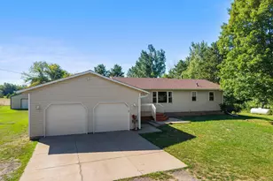 25000 Narcissus Street NW, Isanti, MN 55040 - Photo 6