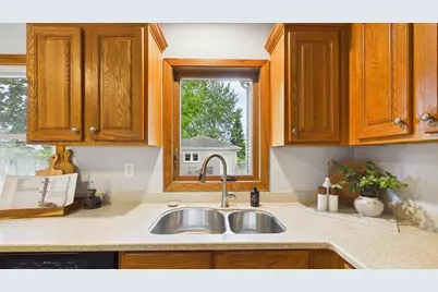 3318 Ulysses Street NE, Minneapolis, MN 55418 - Photo 8