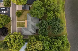 605 1st St SE, Pine City, MN 55063 - Photo 2
