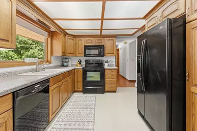 605 1st Street SE, Pine City, MN 55063 - Photo 10