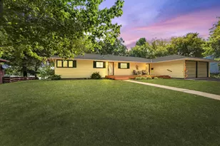 605 1st St SE, Pine City, MN 55063 - Photo 4