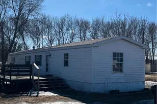 435 Robin St, Audubon, MN 56511 - Photo 1