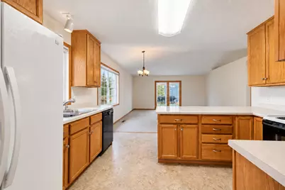198 Cedar Cove Lane, Owatonna, MN 55060 - Photo 12