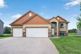 1405 Carlson Dr, Isanti, MN 55040 - Photo 2