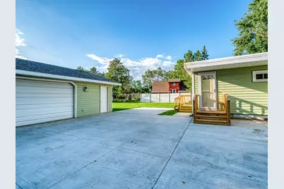 2011 Norton Avenue NW, Bemidji, MN 56601 - Photo 40