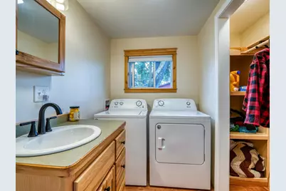 2011 Norton Avenue NW, Bemidji, MN 56601 - Photo 10