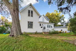 430 Fairview St, Owatonna, MN 55060 - Photo 1