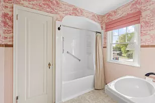 611 2nd St NE, Faribault, MN 55021 - Photo 24