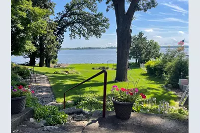 1331 Frank Hall Drive, Albert Lea, MN 56007 - Photo 8