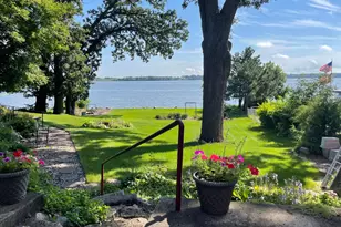 1331 Frank Hall Dr, Albert Lea, MN 56007 - Photo 8