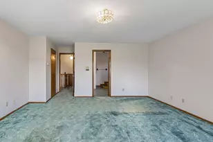 1528 Aquila Ave N, Golden Valley, MN 55427 - Photo 22