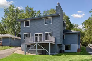 1528 Aquila Ave N, Golden Valley, MN 55427 - Photo 2