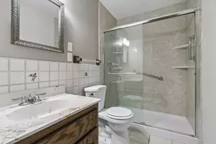 1528 Aquila Ave N, Golden Valley, MN 55427 - Photo 18
