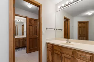 8665 Wynstone Pass, Eden Prairie, MN 55347 - Photo 34