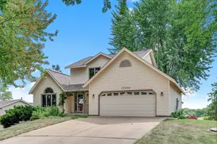 17330 Ipswich Way, Lakeville, MN 55044 - Photo 2