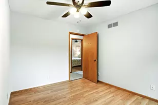 17330 Ipswich Way, Lakeville, MN 55044 - Photo 22