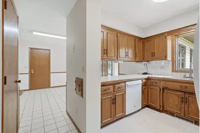 454 Oday Street S, Maplewood, MN 55119 - Photo 16