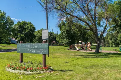 2940 Maryland Avenue S, Saint Louis Park, MN 55426 - Photo 44