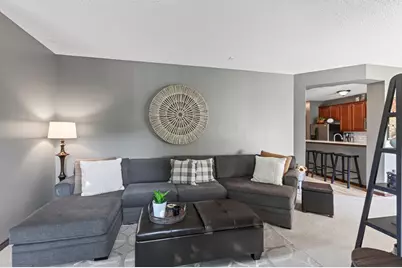 9540 Washington Boulevard #5, Chanhassen, MN 55317 - Photo 12